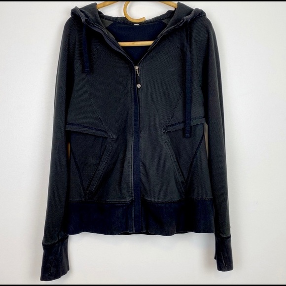 Lululemon After Asana Hoodie - Picture 4 of 9